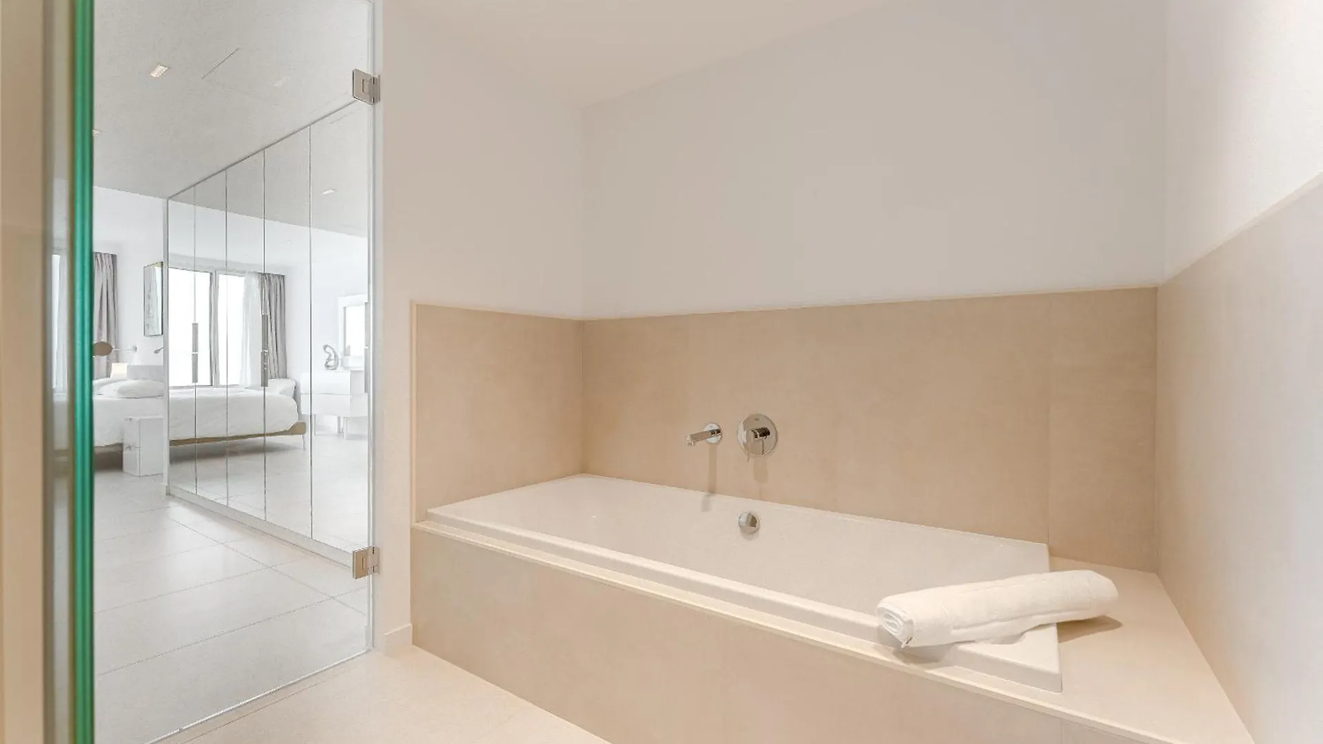 Aquasuites Luxury Penthouse A02 Santiago Del Teide 0*,  Spain