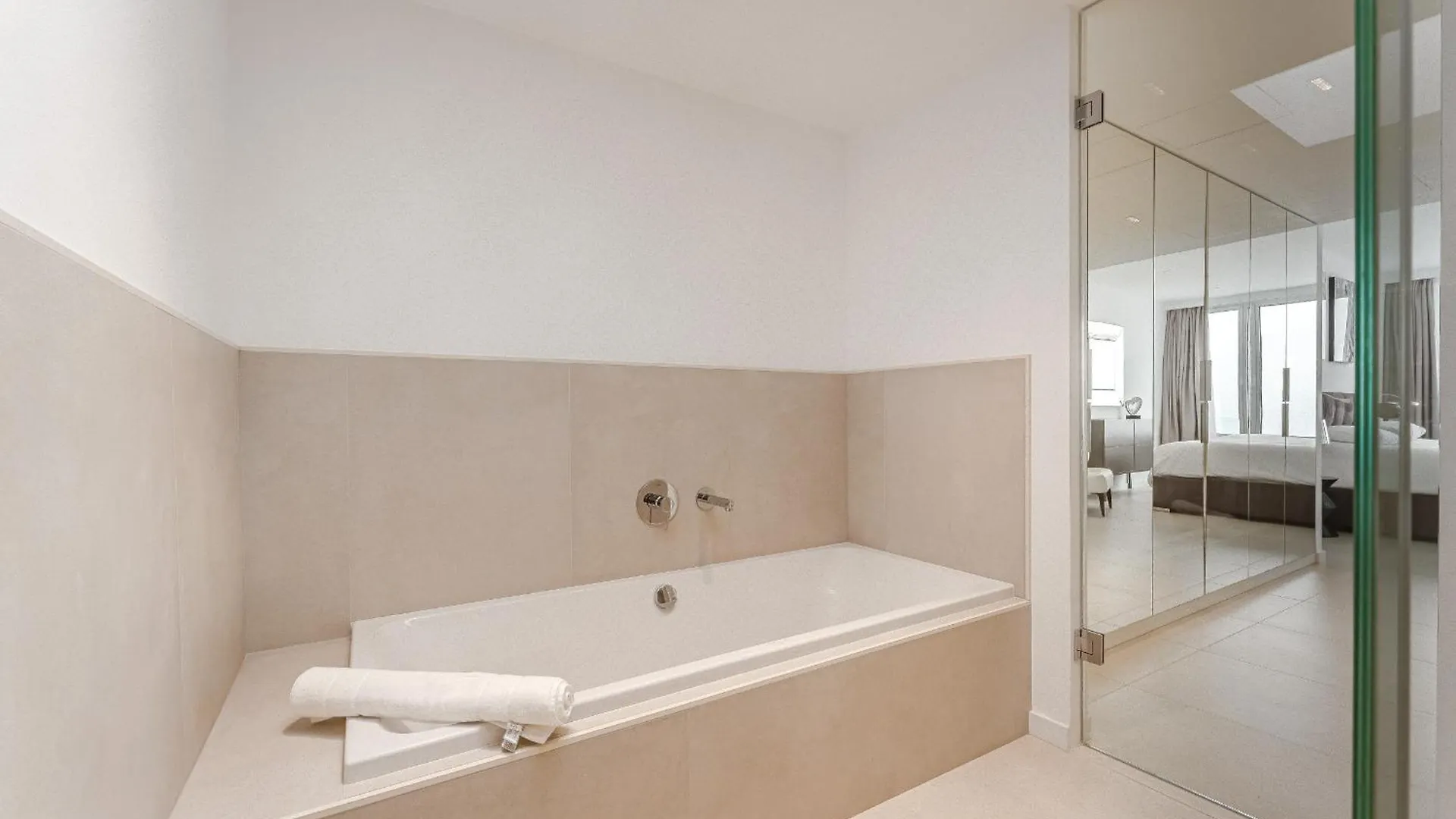Aquasuites Luxury Penthouse A02 Santiago del Teide